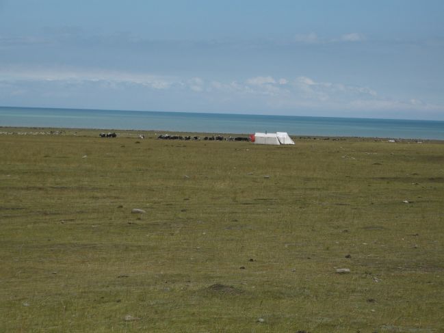  2006:09:03 01:13:33   Tibetian tents - South Side of Lake b.jpg